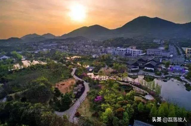 微步,苏炳添和凌波微步哪一个快？