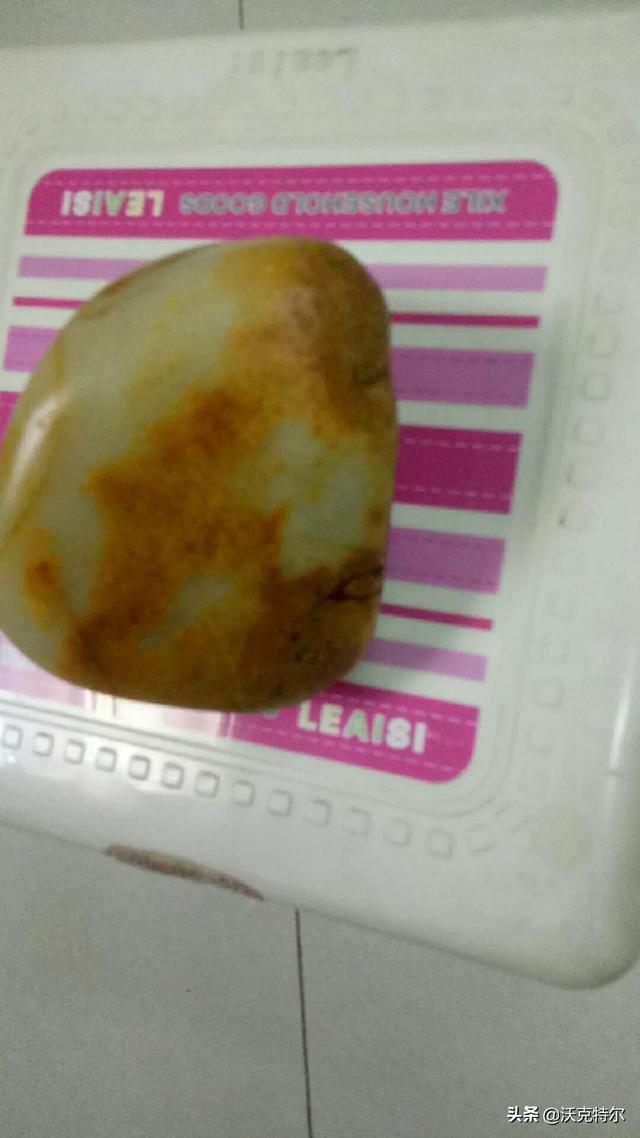 和田玉籽料知识,和田玉籽料是怎么形成的？