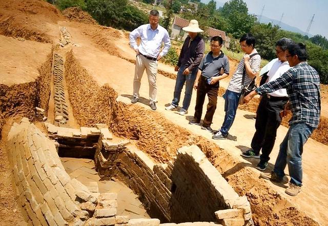 2021古墓发掘纪实，如果在施工挖到古代平民墓葬，但又无重大考古价值，该怎么处理