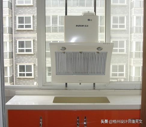 头条问答 - 油烟机背面是窗户怎么安装好呢?(1个回答)