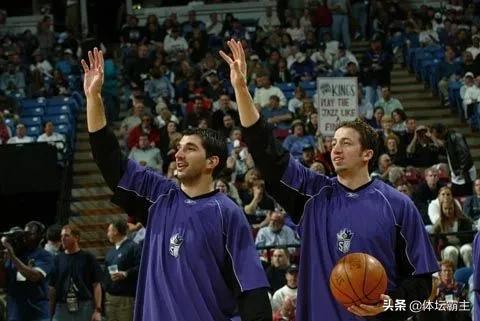 艾尔哈灵顿姚明:艾尔 哈灵顿 NBA中有实力却从未入选过全明星，你最先想到的球员是谁？