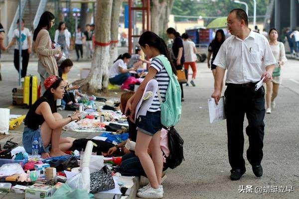 如何摆地摊，如何摆地摊卖花