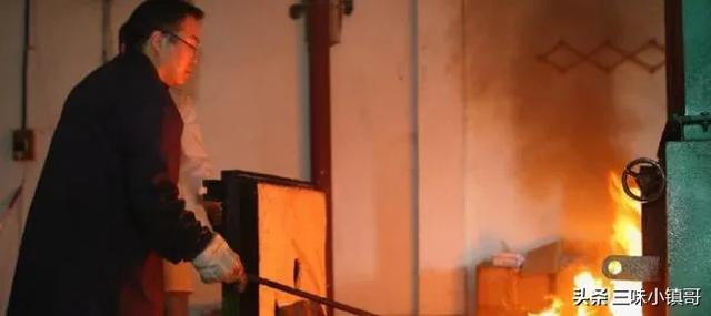 兰州火葬场灵异事件:未死透尸体如果在火化炉中醒来，能否有机会呼救求生？