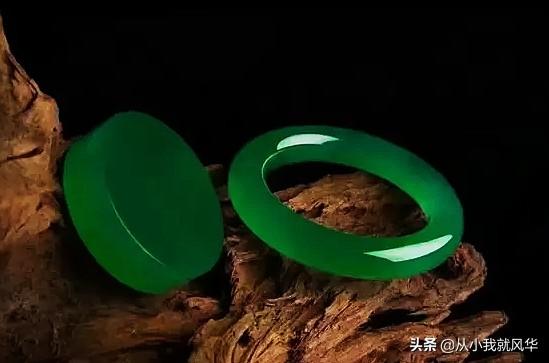 翡翠和玉哪个更好,在中国，和田玉与翡翠哪个更厉害？