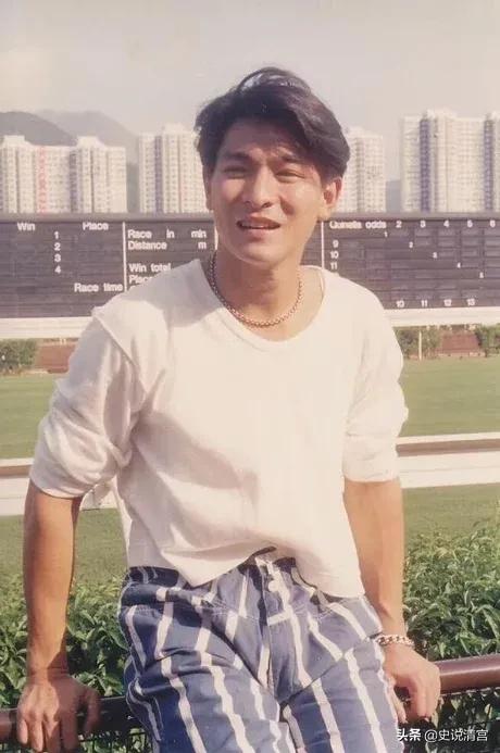 刘德华东北事件全过程:从一天圈粉两千万，到账号被限流停更，刘德华到底得罪了谁？