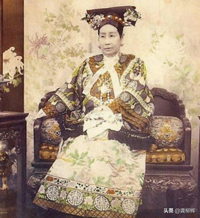 刘德盛:相传慈禧每天早上起床到上朝要花三四个小时，到底她都做了什么？