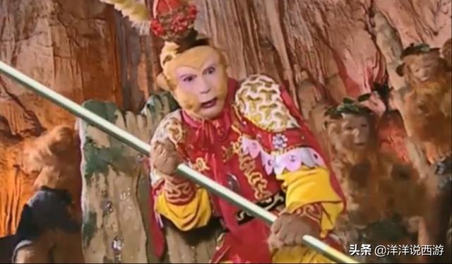 真假美猴王剧情:《西游记》真假美猴王后，陪唐僧取西经的是孙悟空还是六耳猕猴？