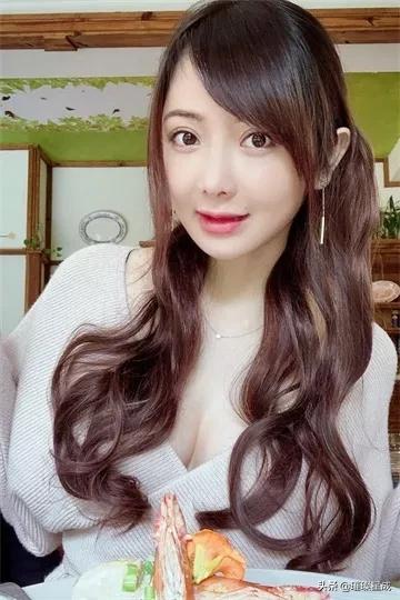 生活中怎样的美女才能被称为「大」美女？
