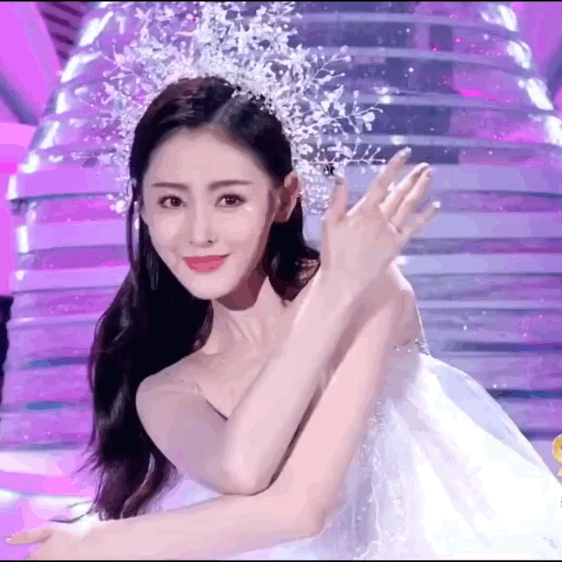 林志玲绽放:靠美腿或身材意外走红的明星有哪些？