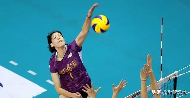 张锦文:农村小学只剩12个学生，年轻教师不想坚守，应何去何从