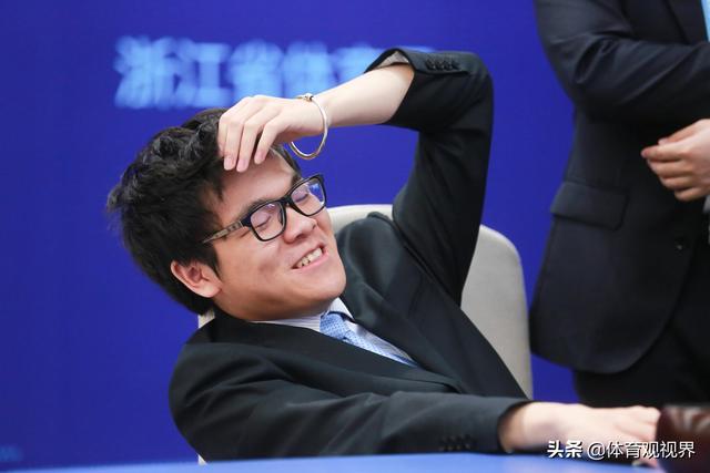 柯洁痛失世界第一:围棋世界冠军柯洁为什么倍受争议？