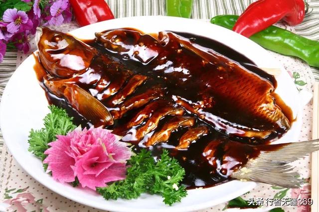去杭州玩，有哪些经典的<a href=https://maguai.com/list/52-0-0.html target=_blank class=infotextkey>旅游</a>线路？(杭州三日游<a href=https://maguai.com/list/52-0-0.html target=_blank class=infotextkey>旅游</a>路线)