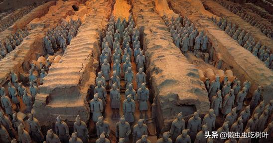 兵马俑介绍:兵马俑简介（100字左右）？