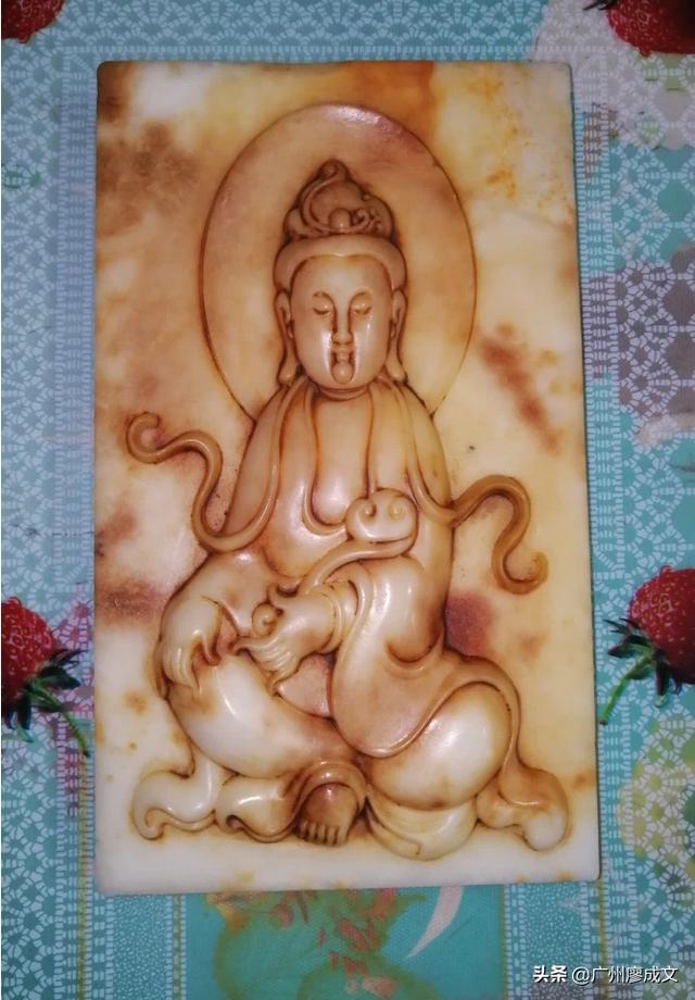 玉器价格鉴定,怎样评估一块古玉牌的价值？