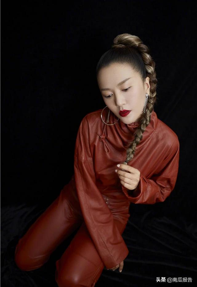 谭维维道歉:谭维维没唱好《敢问路在何方》向许镜清道歉，你怎么评价
