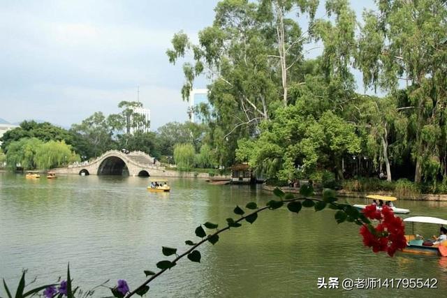 衢州乌石山:中国有哪些<a href=https://maguai.com/list/52-0-0.html target=_blank class=infotextkey>旅游</a>景点是必须去的？为什么？(云南<a href=https://maguai.com/list/52-0-0.html target=_blank class=infotextkey>旅游</a>必去的景点)