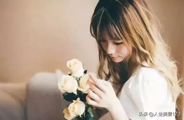 红酒杯微信唯美头像:如何让一个异性对你有好感