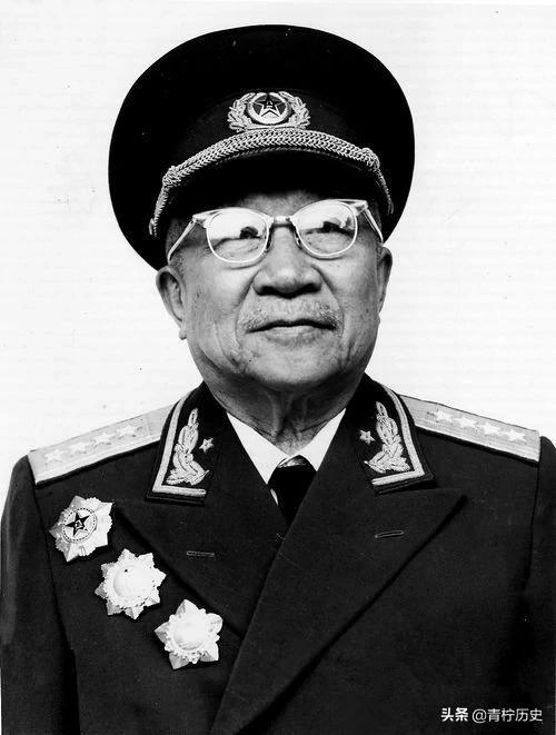 谭震林简历:新四军7个主力师长都是谁，后来都有什么成就，打仗谁最厉害？