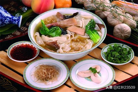 河南郑州都有哪些美食，郑州都有哪些地方值得一吃？
