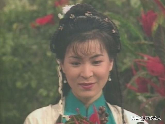 丁月华:南侠展昭和北侠欧阳春、锦毛鼠白玉堂三人武功如何排名？