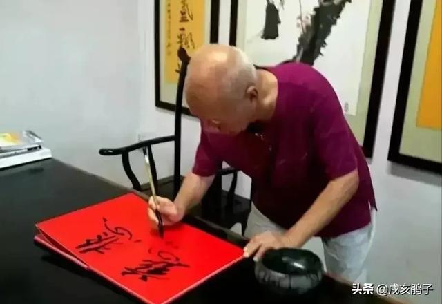 叶永烈简介:我今年70岁了，想在今日头条上写文章。您看行吗？