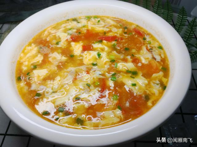 头条问答 - 西红柿炒鸡蛋和西红柿鸡蛋汤用蛋量一样吗?哪样更营养?