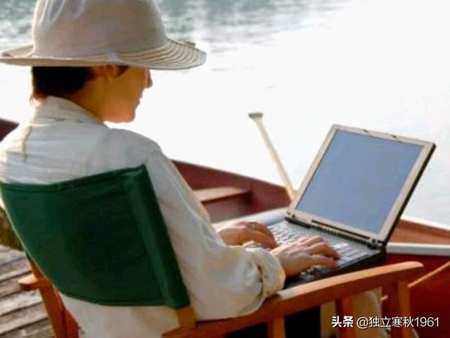 做自媒体九个月了,产出的内容不多。现在失业。专职做怎么样？