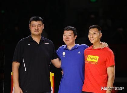 李楠军衔:作为八一队主教练，王治郅如今是什么级别工资待遇如何