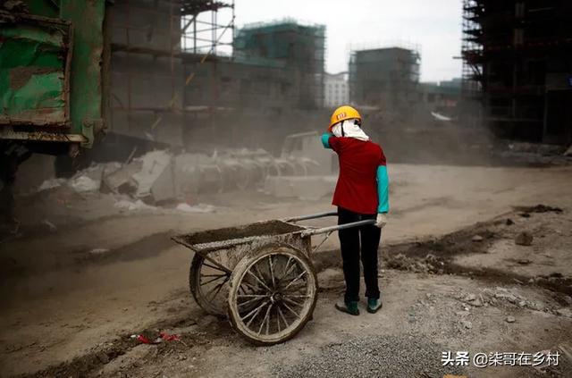 一条月入九万的狗:在呼和浩特，月入过万是什么体验？