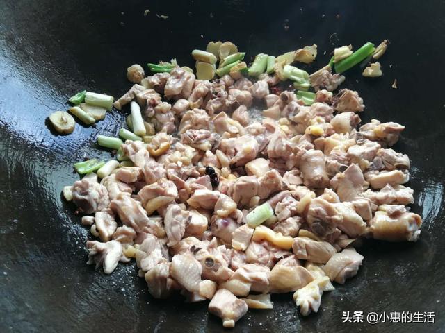 豆葱鸡汤怎么做好吃，在家里如何制作美味的鸡汤，都需要什么食材