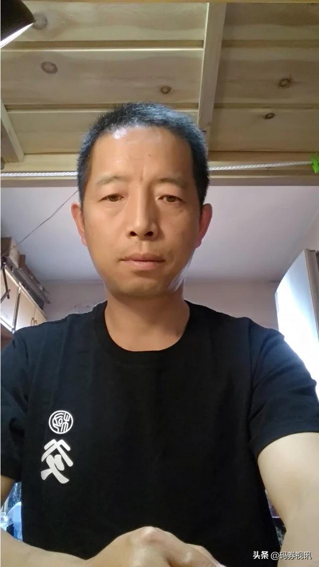 我是干饮料批发的,想转食品代理,我从何入手？选择什么样的产品或品牌？