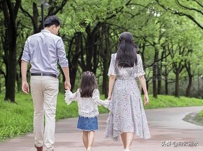 认错图片:天后容祖儿向任性的陈小纭道歉，这背后的深意，谁看出来了？