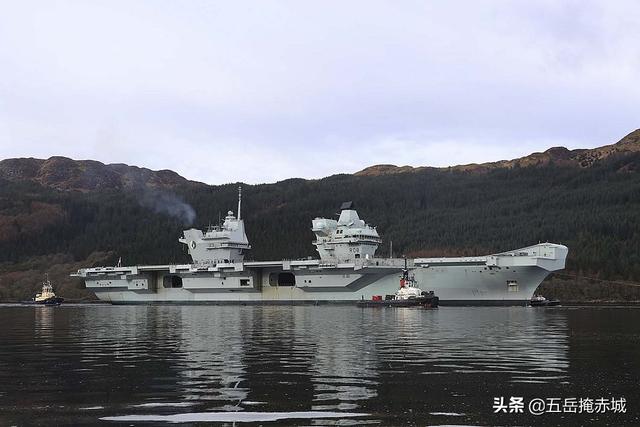 英国航母舰队有8艘军舰，哪两艘军舰可能会被长期部署日本？