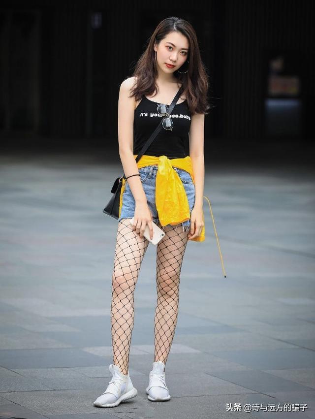 李丽莎图片我爱八卦网:女生夏天的搭配有哪些能让人眼前一亮？