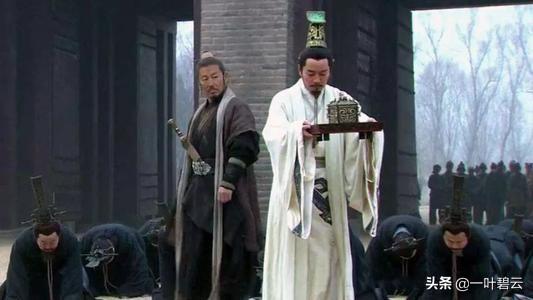 为什么秦朝在后期短短二十载就完全分崩离析？