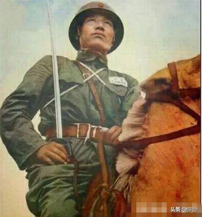 据说骑兵的马刀是不开刃的，真的是这样么？