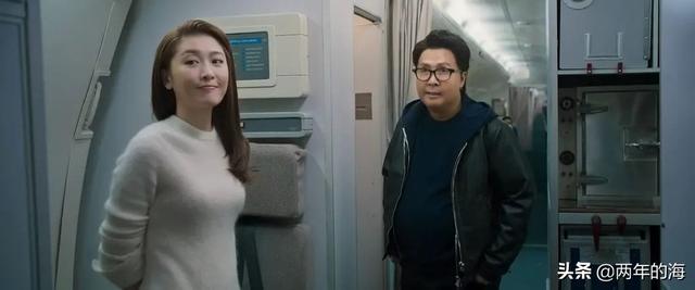 成龙的飞机:喜剧演员成龙的功夫真的能够超过功夫皇帝李连杰吗
