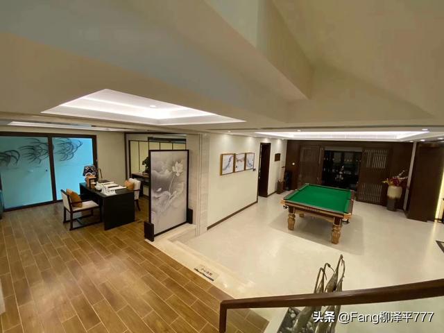 不适合住东户的属相,805东户806西户哪个更好？