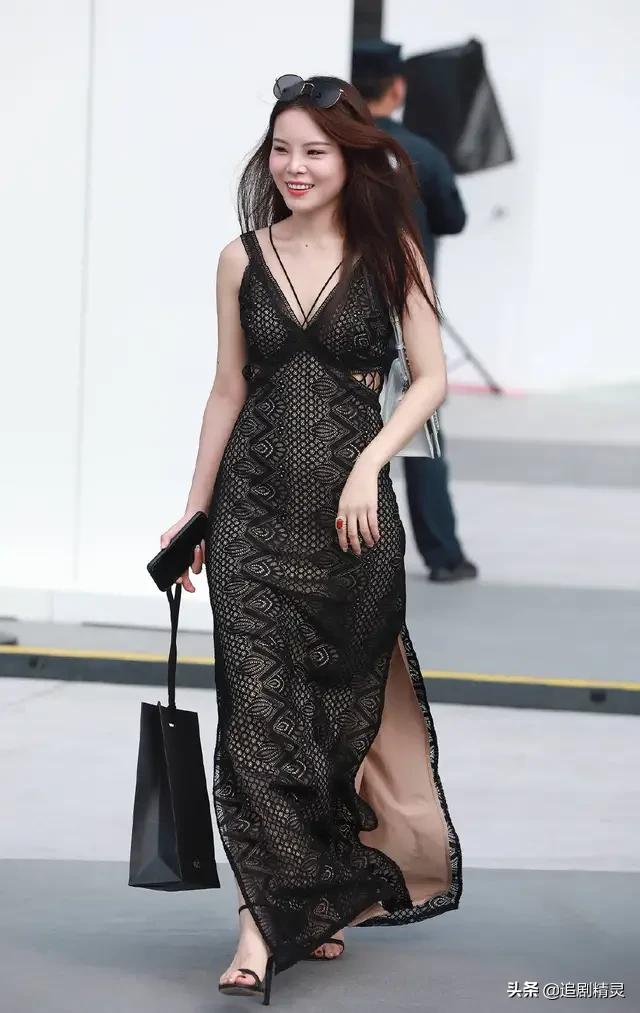 你认为的时尚是什么？或者你认为穿什么衣服是时尚？