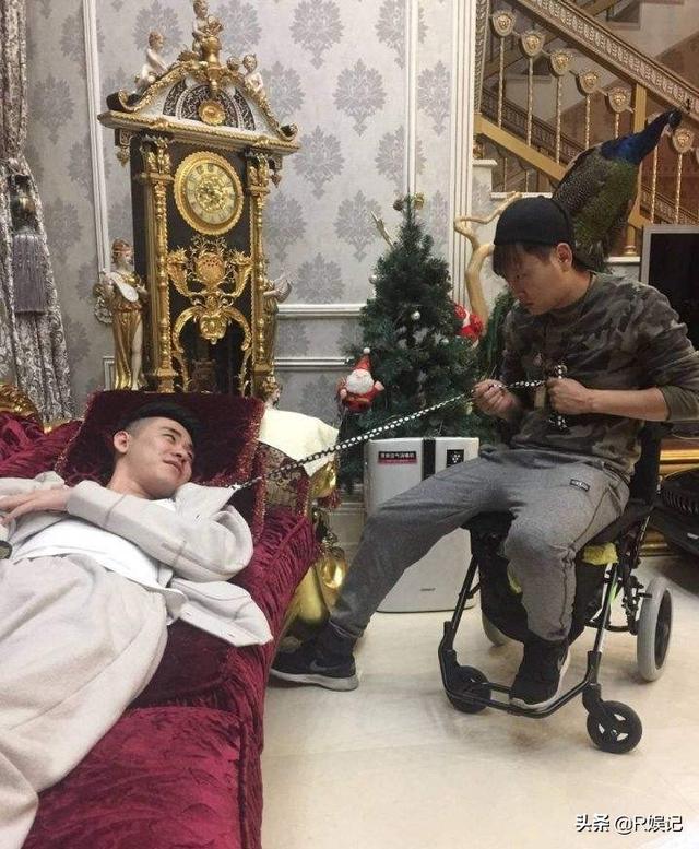 江歌案全过程:郭德纲力捧的“小辫儿”张云雷，当年怎样从十米高的站台摔下去的