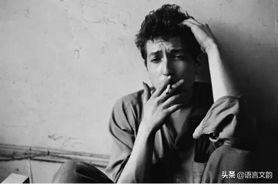 鲍勃迪伦:鲍勃·迪伦 (Bob Dylan)在文学上有哪些造诣？