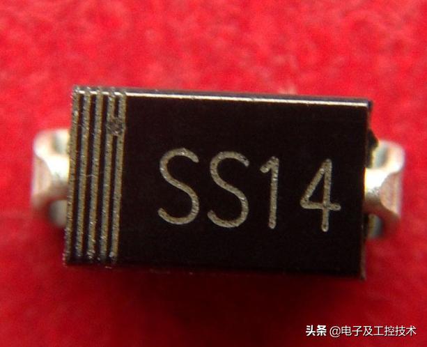 7752ss(ss56二极管在一根线上导通能起到什么作用？