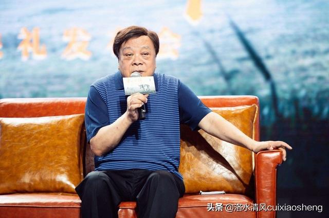 赵忠祥多大岁数了今年:赵忠祥离世：要继承他近10亿财产的孙子，今年8岁，你怎么看？