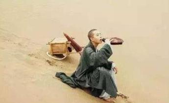 “本是青灯不归客,却因浊酒恋红尘”是怎么的一种意境？