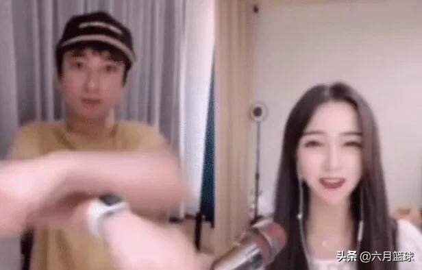 王思聪示爱网红:王思聪直播首秀，一群月薪3000的网友给富豪打赏，你怎么看？