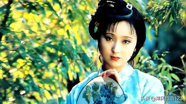 薛宝钗怎知林黛玉读过《西厢记》？薛宝钗自己读过吗？