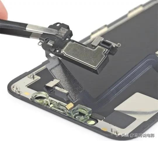 iPhone手机究竟有什么优势，为什么苹果手机卖得那么好是大家都肯定他的产品吗