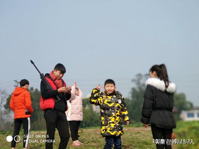 父母太邋遢 家里太脏,看到父母在捡垃圾，做儿女的是种什么心情？