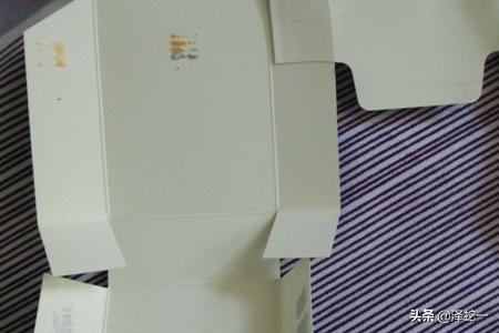 自制玩具飞机:科技小制作-烟盒手工制作一架飞机？