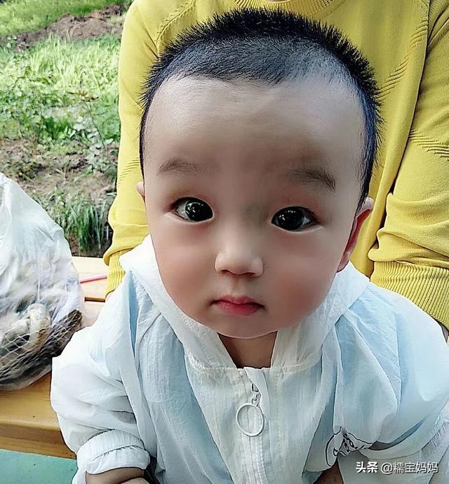 带孩子很辛苦,多少个月大的宝宝容易带,不累？为什么？